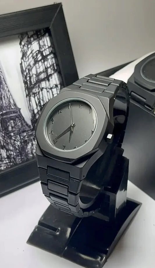 Black Aura Quartz Watch – Stylish Analog Watch For Men & Boys - Classy Pk