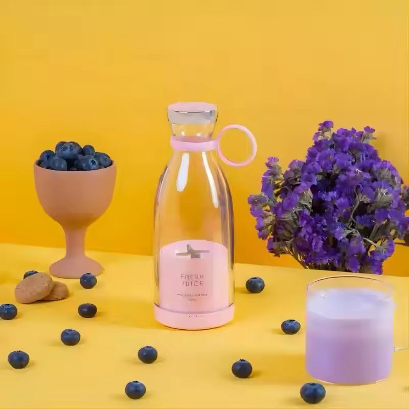 Portable Rechargeable juicer blender wireless mixer fresh juice 350ml With charger - Classy Pk